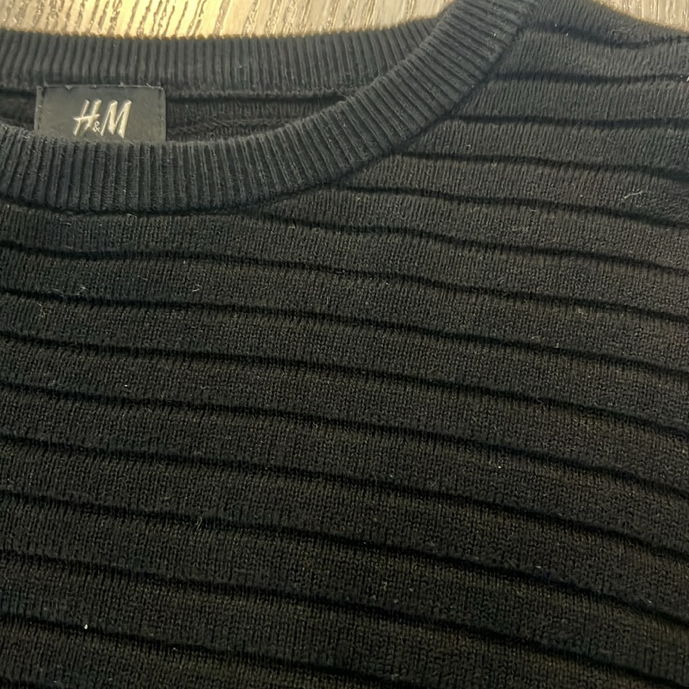 H&M Men’s Ribbed Sweater - Picture 2 of 4
